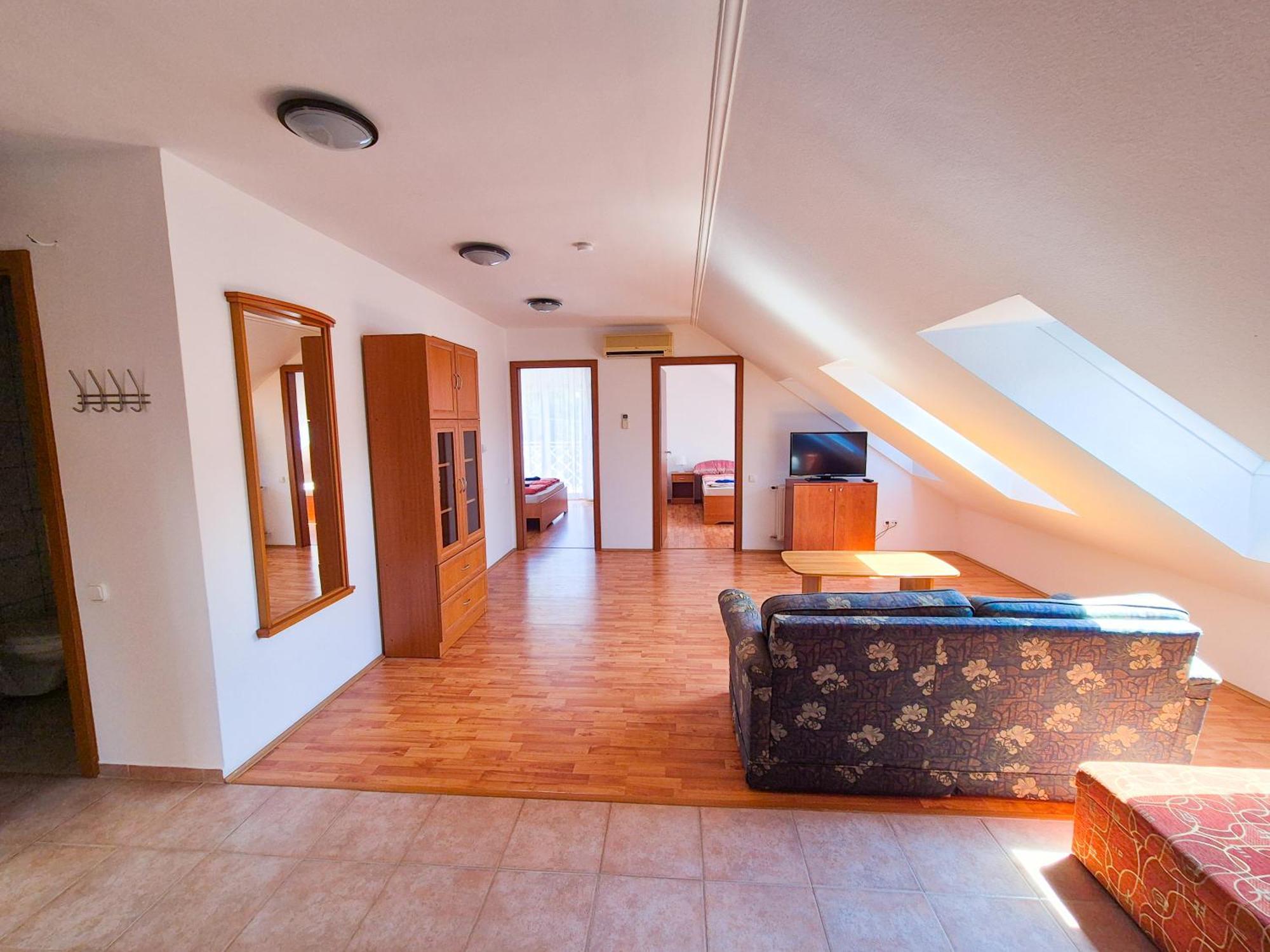 Ildiko Apartmanhaz Zamardi Ngoại thất bức ảnh