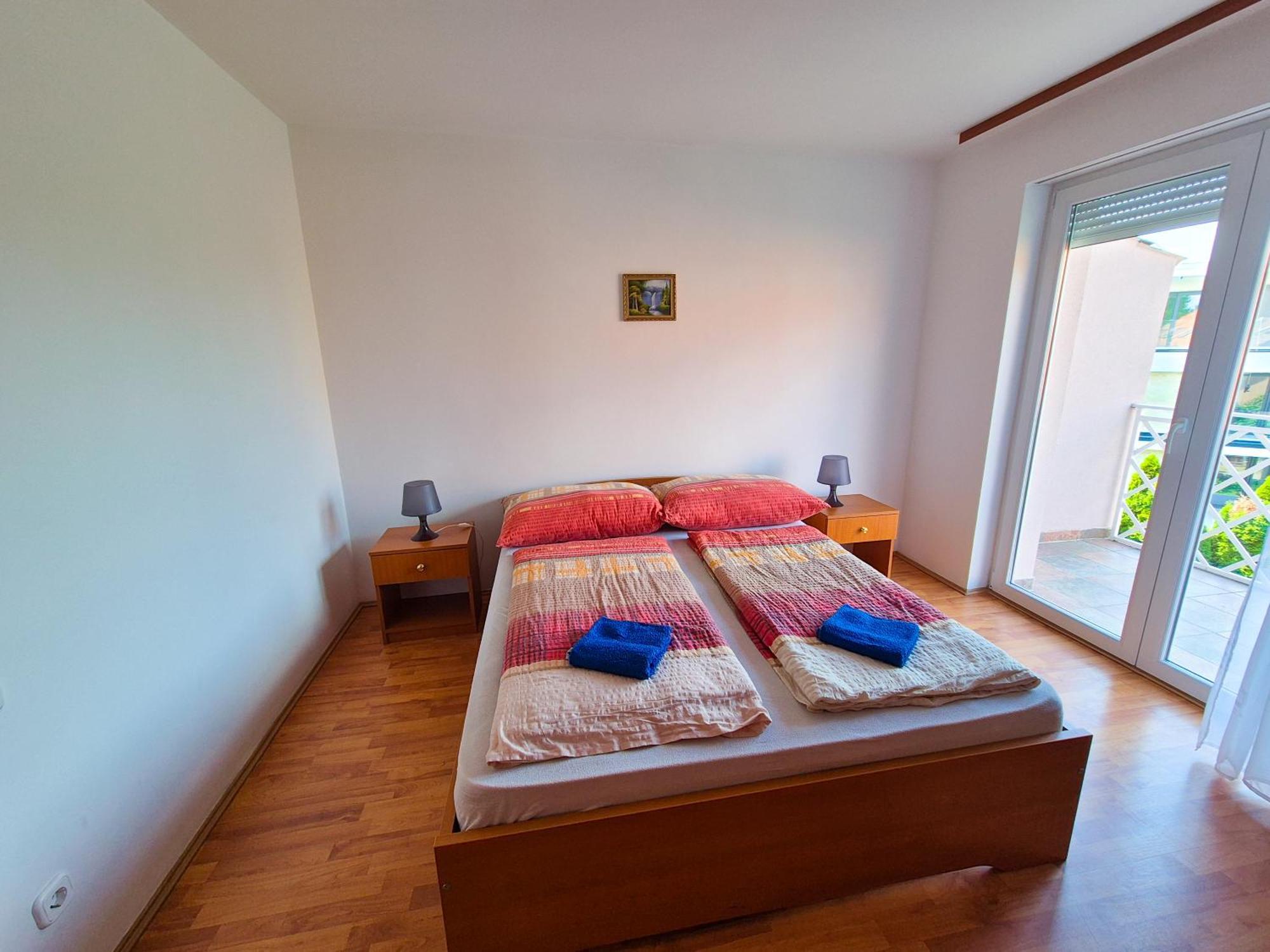 Ildiko Apartmanhaz Zamardi Ngoại thất bức ảnh