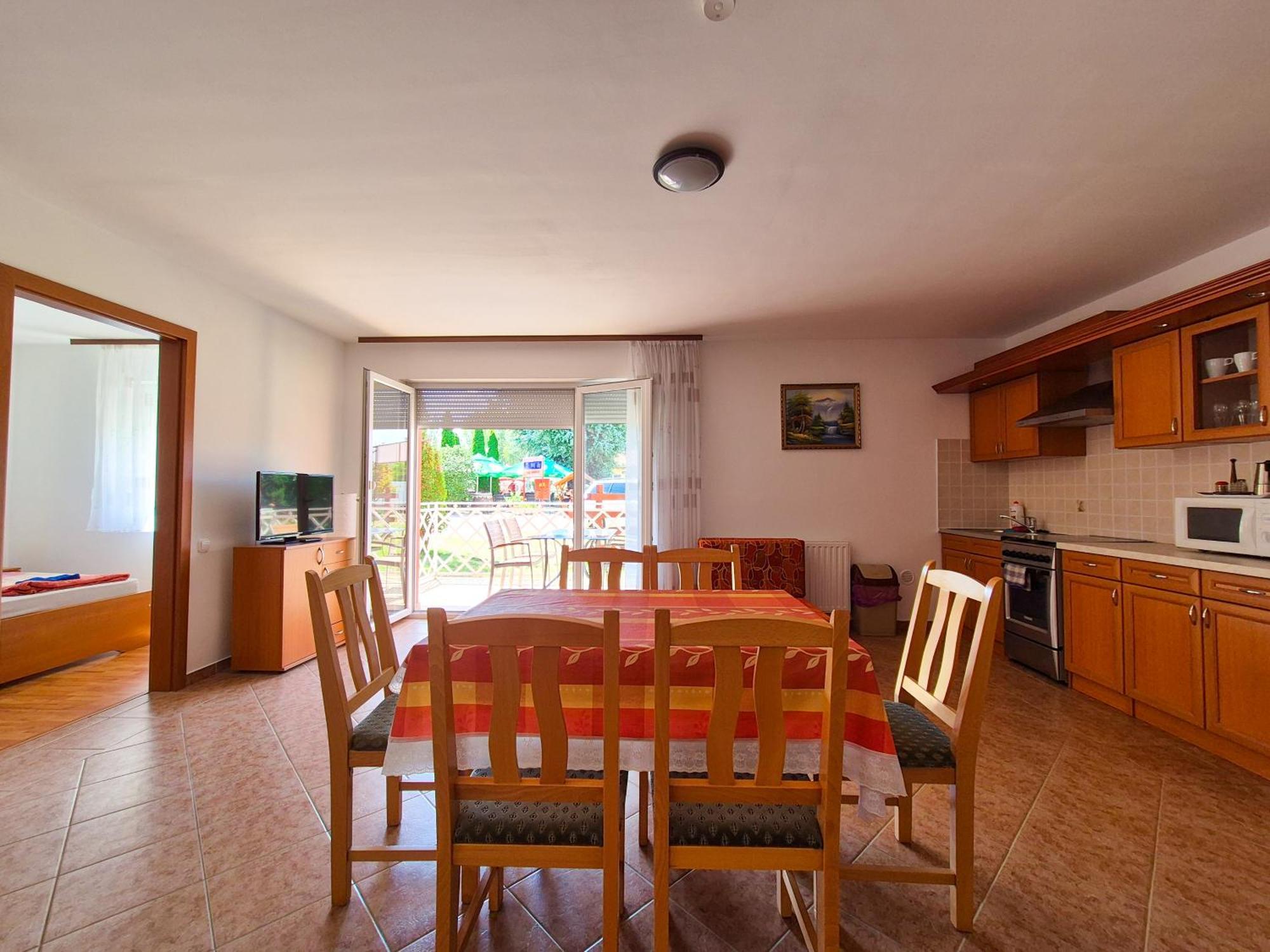 Ildiko Apartmanhaz Zamardi Ngoại thất bức ảnh