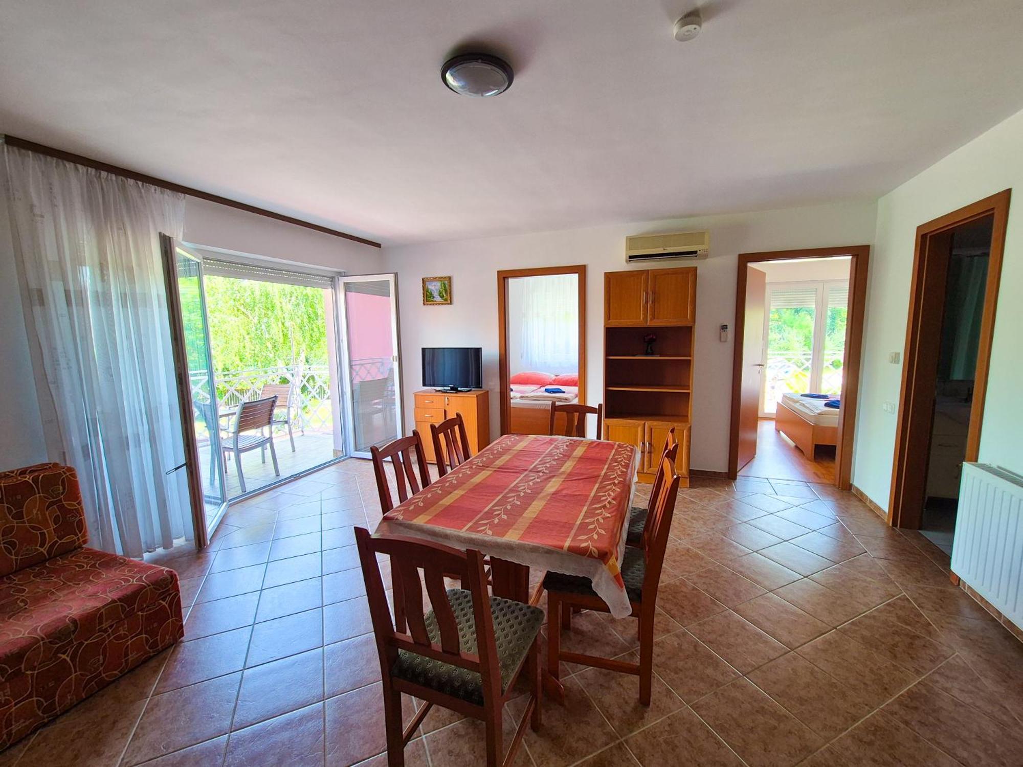 Ildiko Apartmanhaz Zamardi Ngoại thất bức ảnh