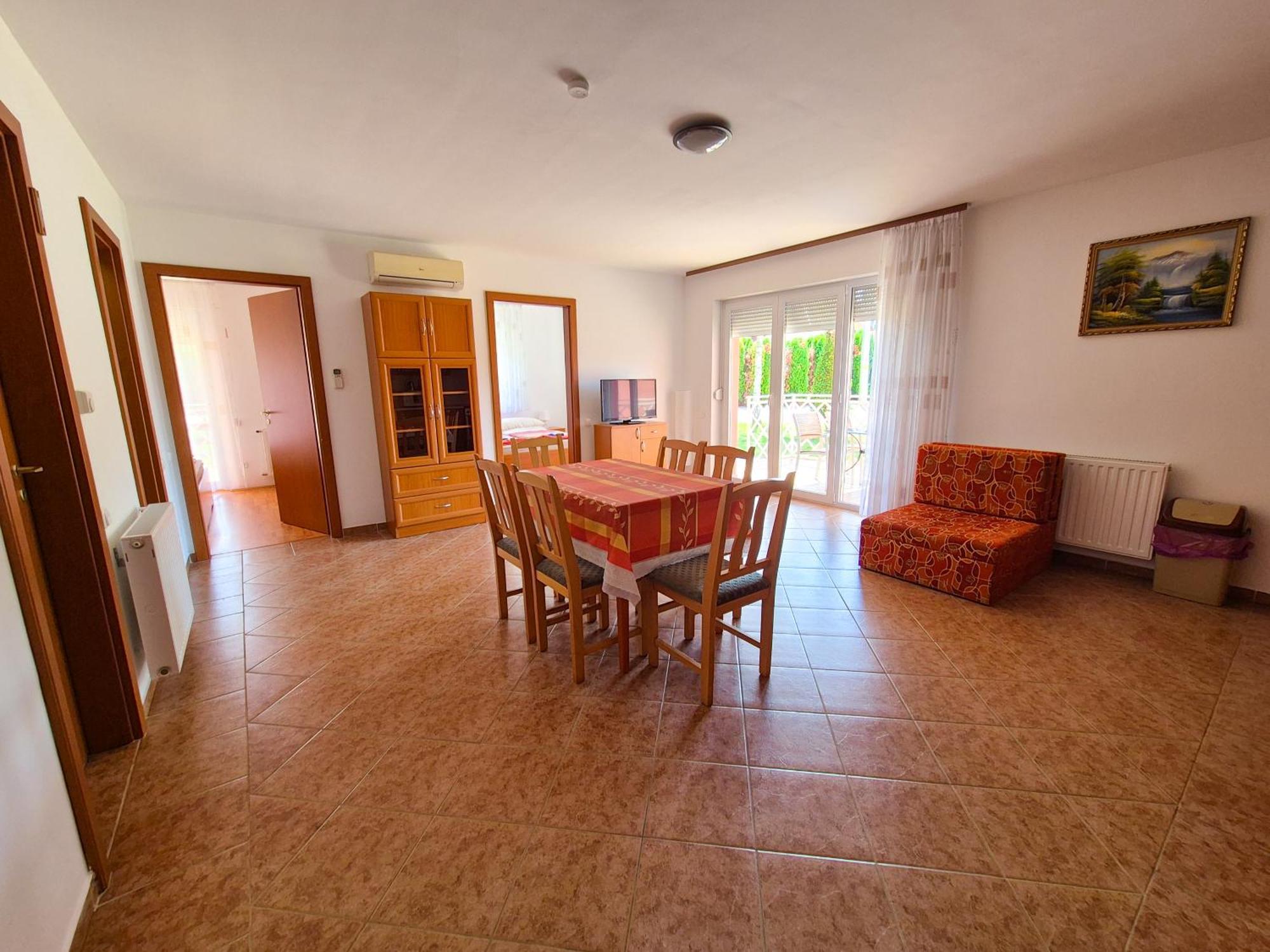 Ildiko Apartmanhaz Zamardi Ngoại thất bức ảnh