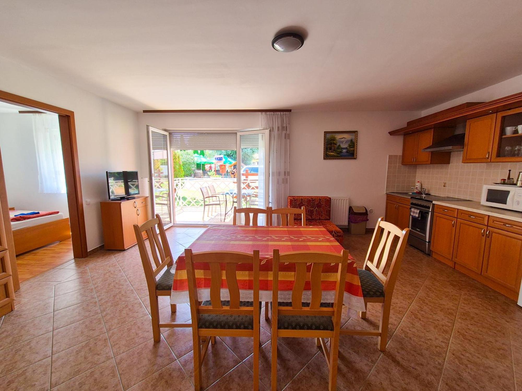 Ildiko Apartmanhaz Zamardi Ngoại thất bức ảnh